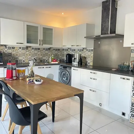 Ferienhaus Strasbourg - Cerf - Prive, Sauna, Borne D'arcade, Babyfoot *