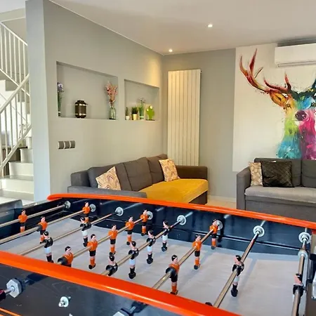 Holiday home Strasbourg - Cerf - Prive, Sauna, Borne D'arcade, Babyfoot