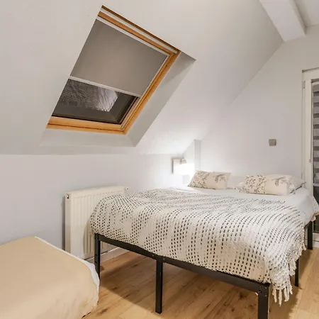 Ferienhaus Strasbourg - Cerf - Prive, Sauna, Borne D'arcade, Babyfoot *